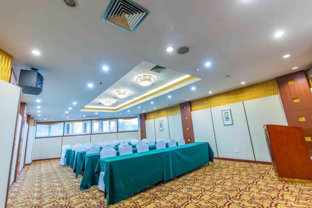 Changchun Garden Hotel Екстериор снимка