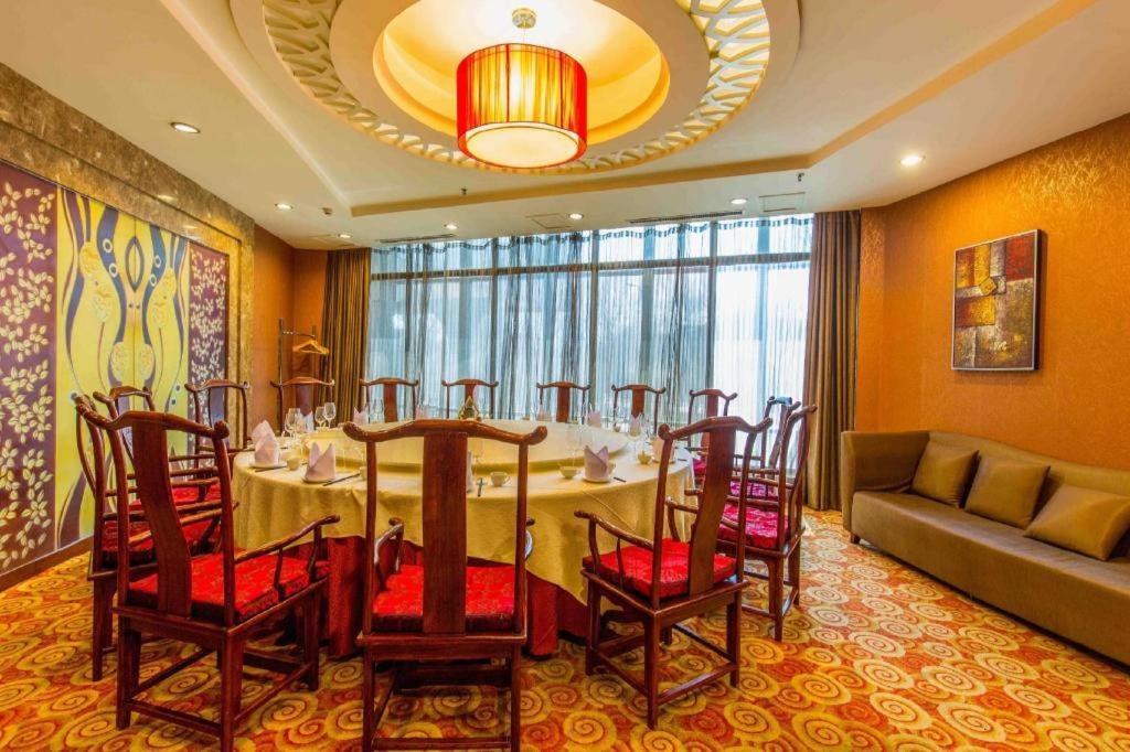 Changchun Garden Hotel Екстериор снимка